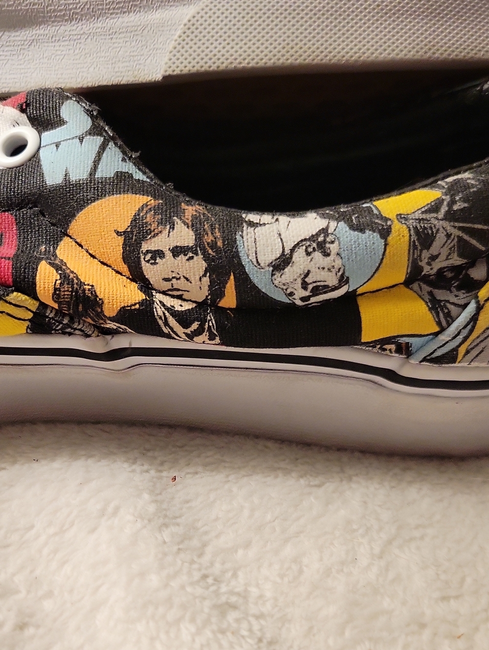 Unisex Vans. Star Wars Theme. May The Force Be With You. - Picture 10 of 15